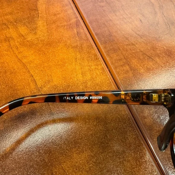 Ray-Ban Brown Sunglasses - Picture 3 of 8